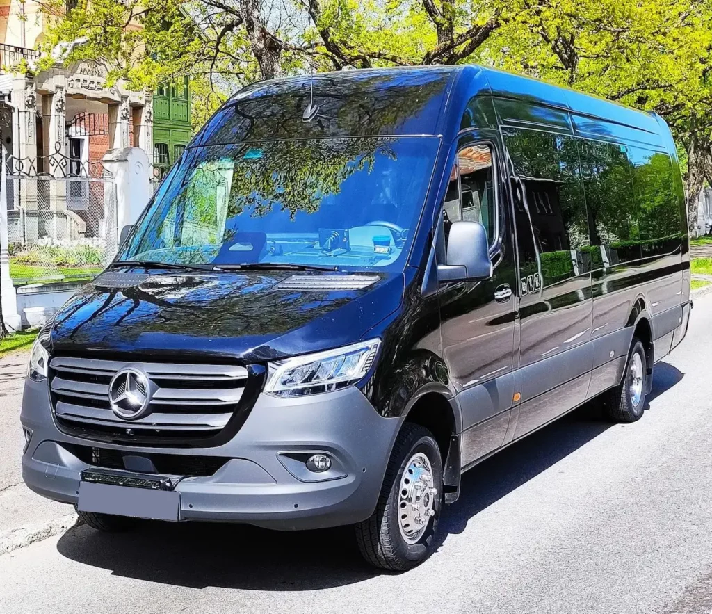 minibus hire with driver